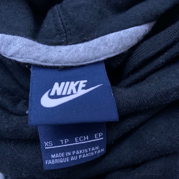Nike funnel neck hoodie - Picture 3 of 3